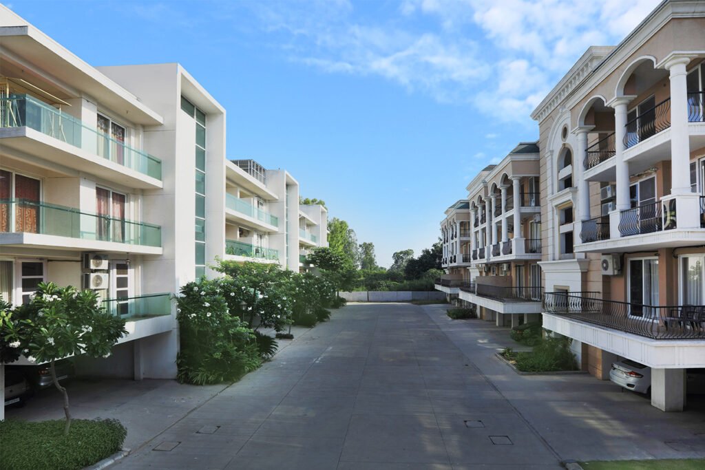 omaxe floors new chandigarh